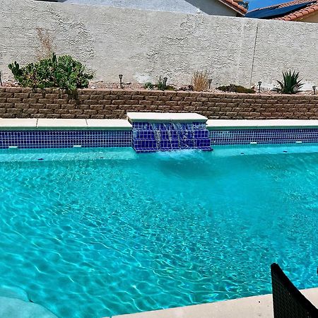 Amazing Heated Pool And Private Hot Tub 3Br In Heart Of Lv Villa Las Vegas Exteriör bild
