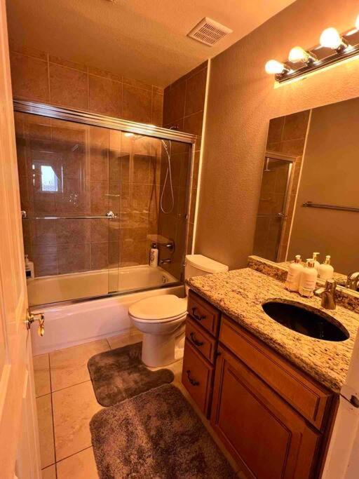 Amazing Heated Pool And Private Hot Tub 3Br In Heart Of Lv Villa Las Vegas Exteriör bild