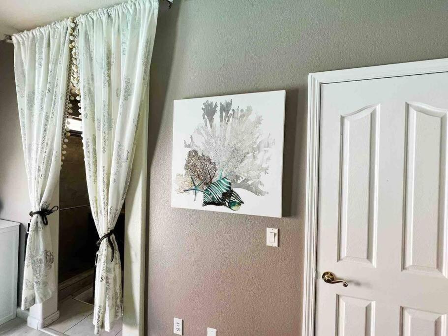 Amazing Heated Pool And Private Hot Tub 3Br In Heart Of Lv Villa Las Vegas Exteriör bild